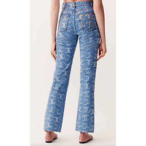 Chanel 23B Runway Dark Blue Denim White CC Printed Logo Sequin Skinny Jeans 42 - Picture 6 of 12